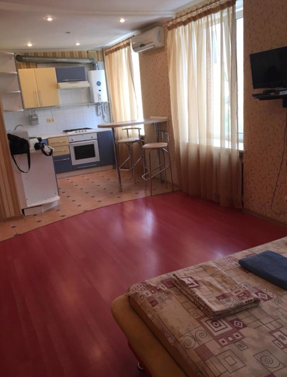 Red Apartment 2019 Very Centre Kherson Exterior foto